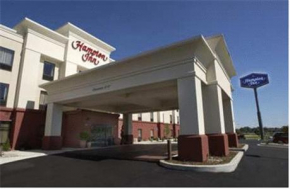 Отель Hampton Inn Coldwater  Голдвотер